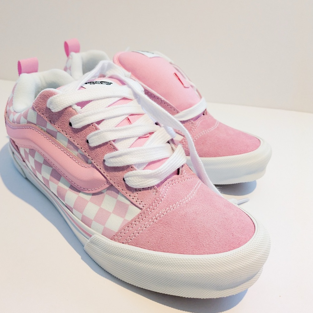 Vans knu Skool Pink and White Checkered Sneaker